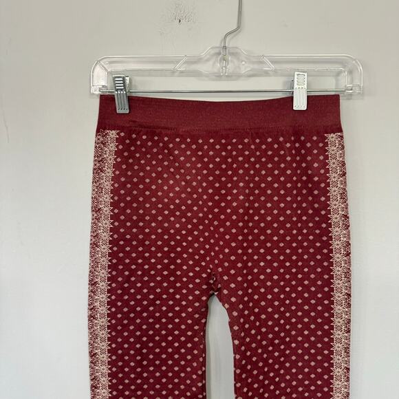 Pink Rose Dark Red Pull On Leggings w/ Snowflakes & Diamonds Size Medium - Picture 3 of 6